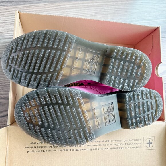 Dr. Martens boots Size 7 Pink Pascal Virginia Leather Boots 1460 women’s NW - Picture 14 of 16